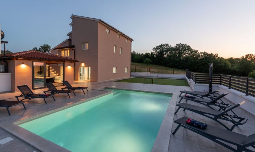 Villa Emi