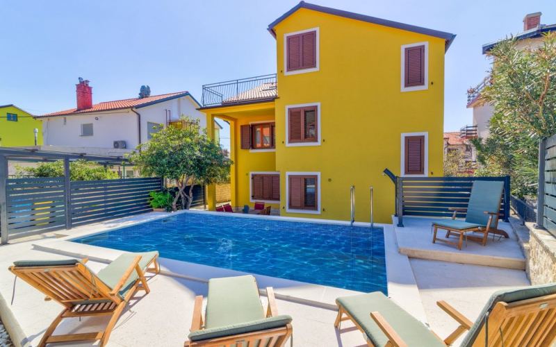 Villa Selica