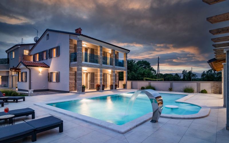 Villa Dogma