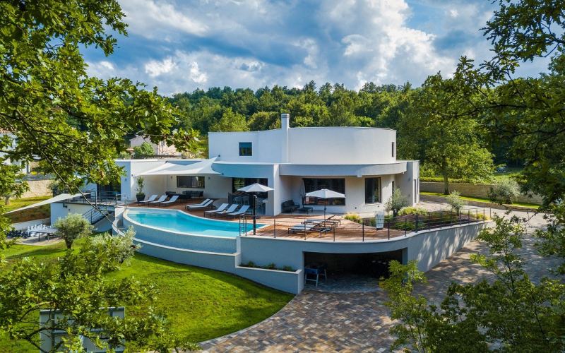 Villa Viktor Tireli
