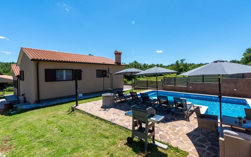 Holiday House Cerovci