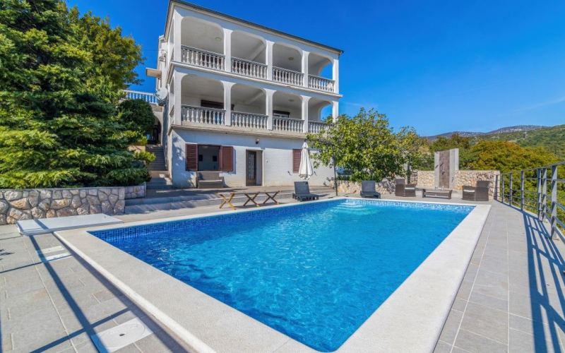 Villa View 22