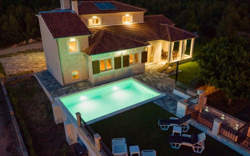 Villa Whitestone