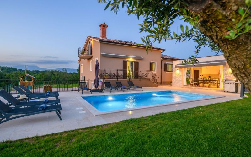 Villa Green Olive